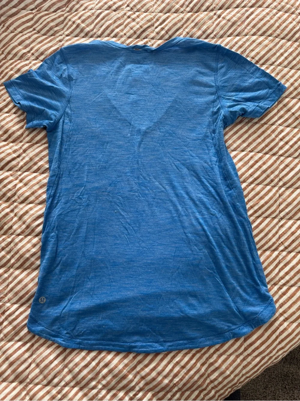 💙 Lululemon Women's V-Neck Short Sleeve Tee